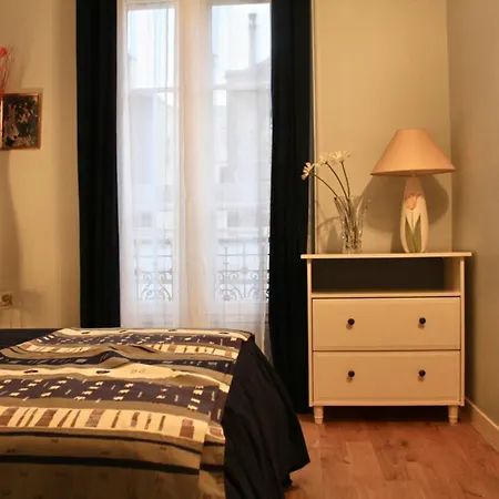And Bright 43 M Refurbished Ideal For 2 Apartment Paris
